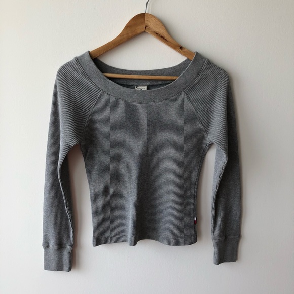 Tommy Hilfiger Grey Scoop Neck Crop Top - Picture 1 of 5